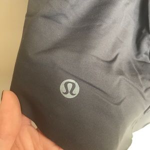 Lululemon shorts size 4